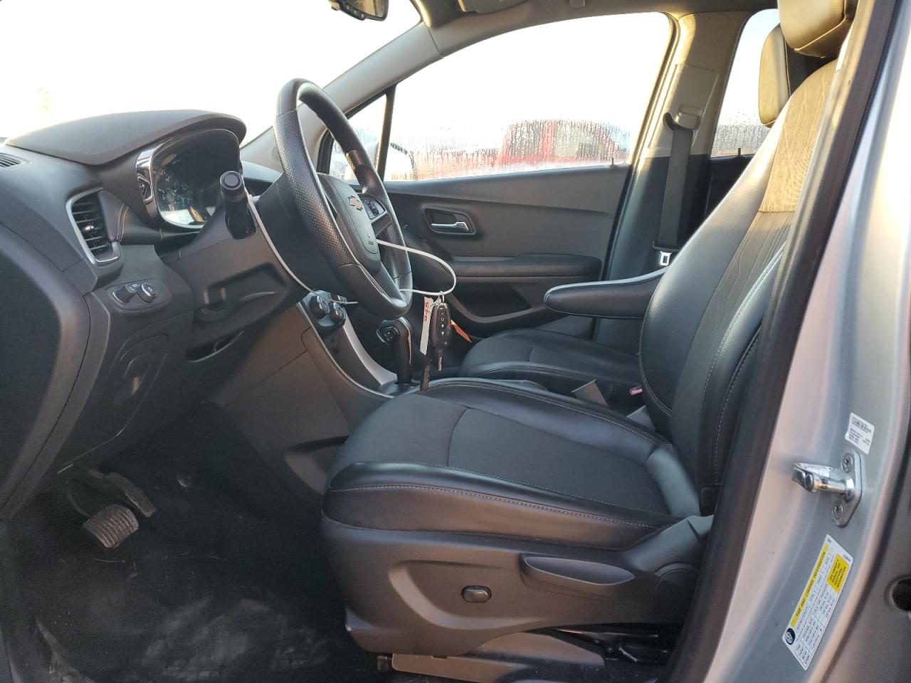 2021 Chevrolet Trax 1Lt VIN: KL7CJPSM8MB365102 Lot: 82727875