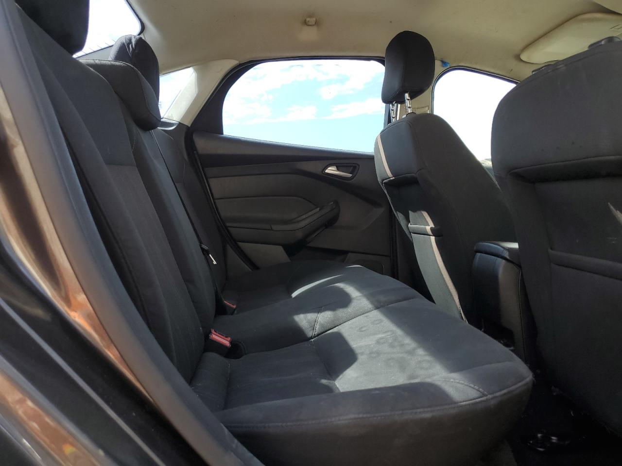 2016 Ford Focus Se VIN: 1FADP3F25GL258505 Lot: 85741095