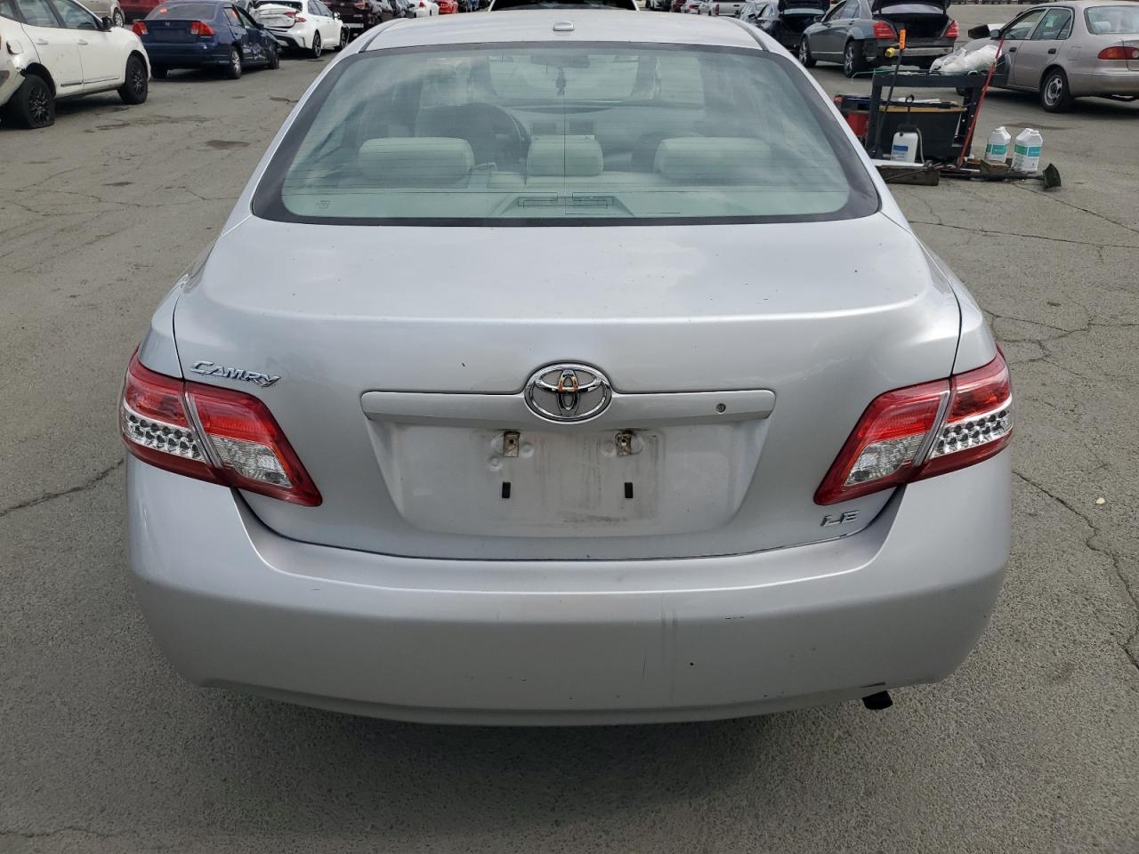 2010 Toyota Camry Base VIN: 4T1BF3EK2AU021666 Lot: 82216545