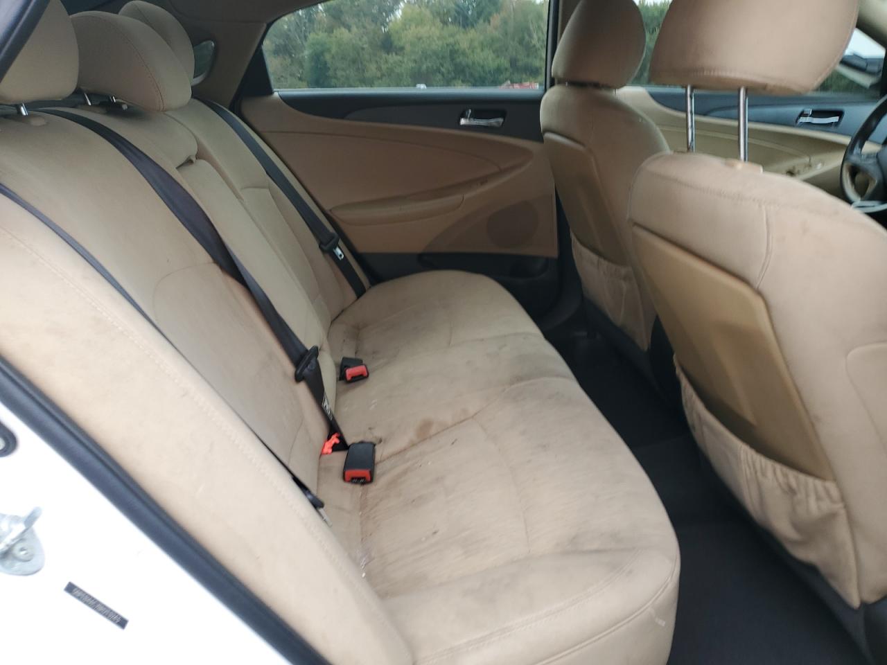 2011 Hyundai Sonata Gls VIN: 5NPEB4AC7BH213243 Lot: 82333625