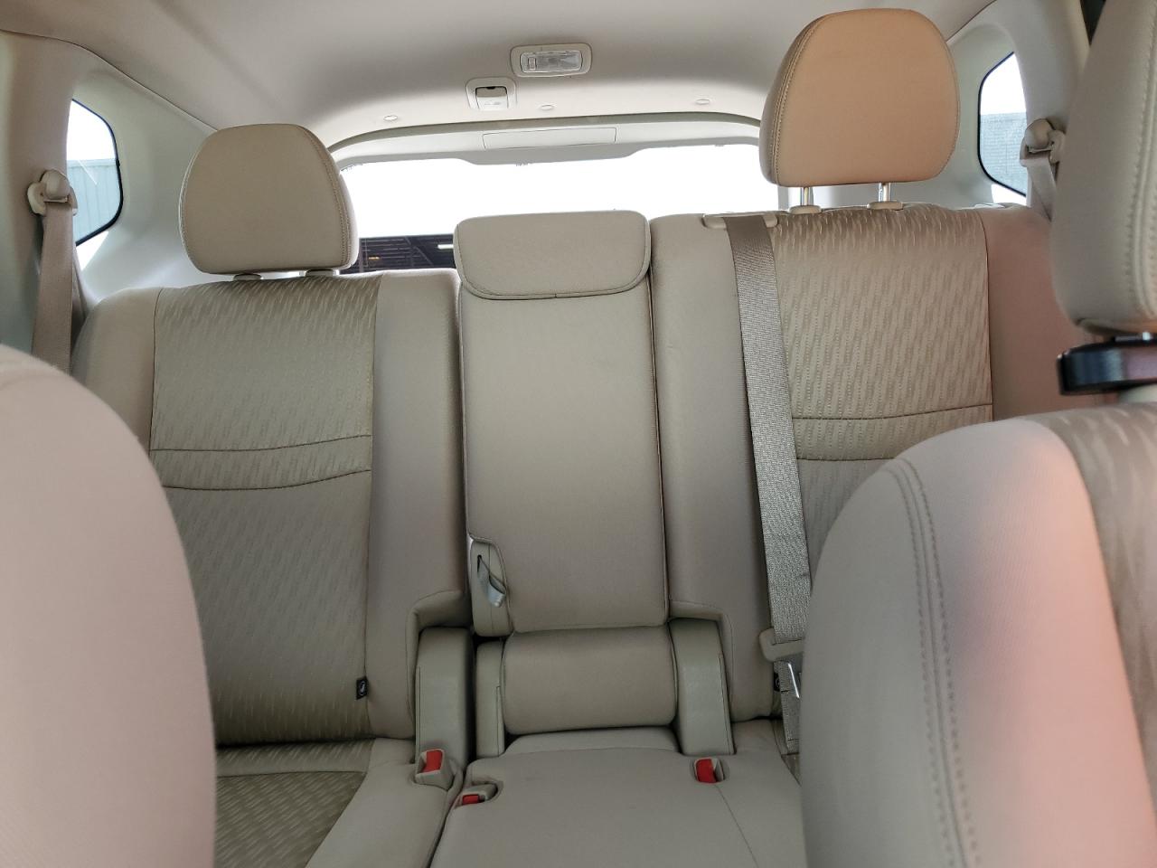 2018 Nissan Rogue S VIN: KNMAT2MT0JP597736 Lot: 85120225