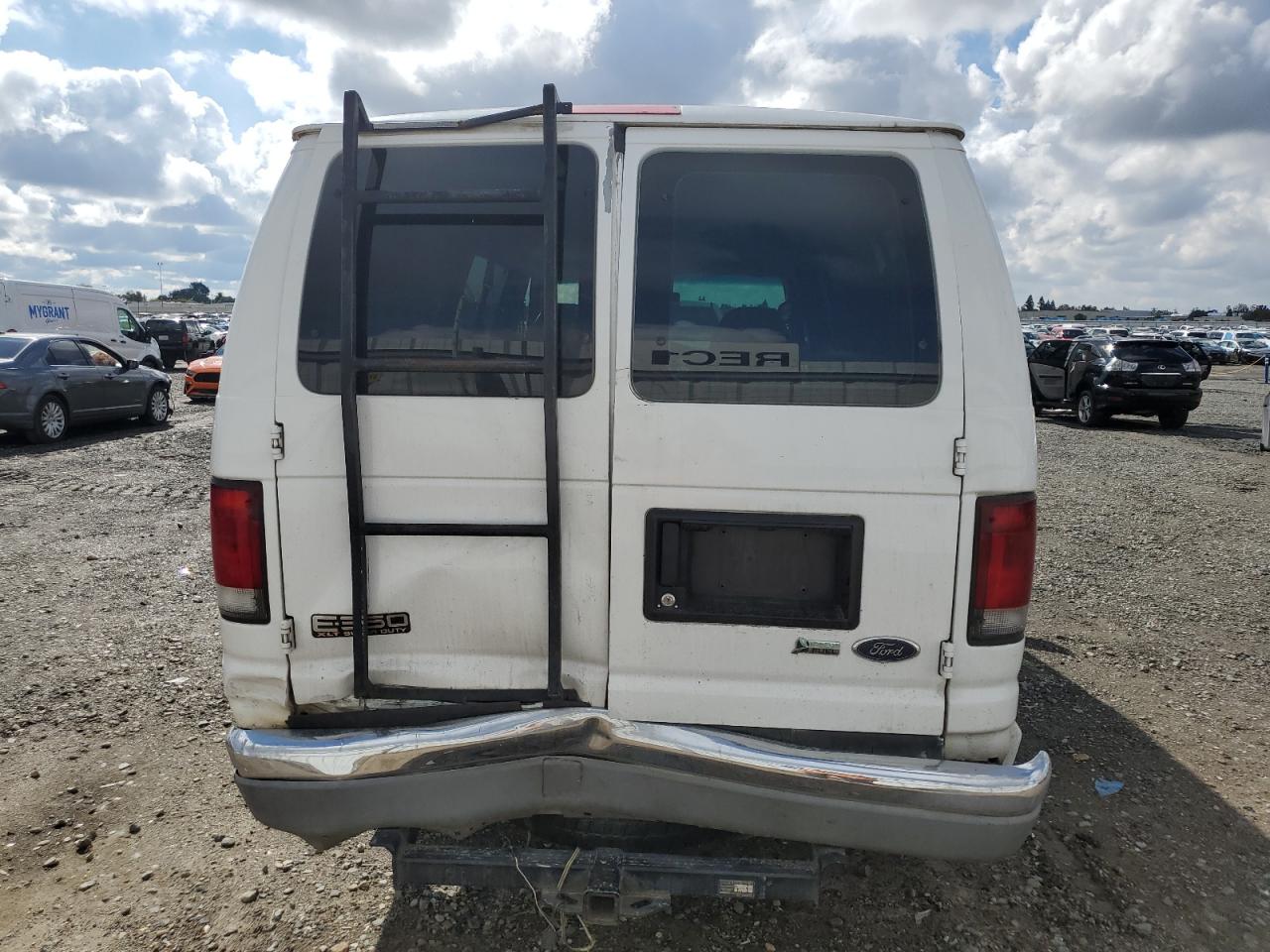 2001 Ford Econoline E350 Super Duty Wagon VIN: 1FBSS31S91HA29444 Lot: 86081465