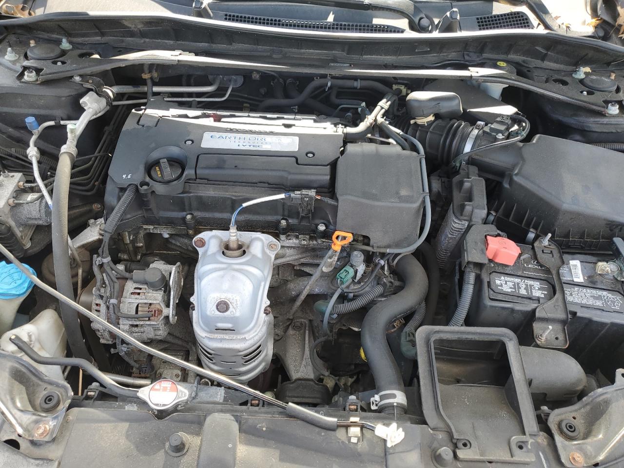 2015 Honda Accord Ex VIN: 1HGCT1B76FA011223 Lot: 84539485