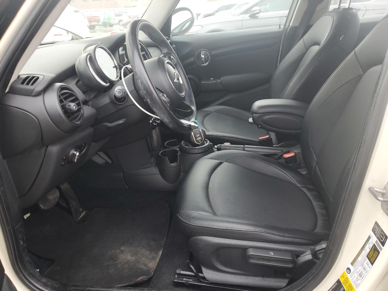 2015 Mini Cooper VIN: WMWXS5C53FT827315 Lot: 90102895