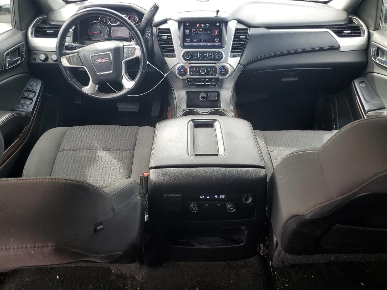 2015 GMC Yukon Sle VIN: 1GKS2AKC7FR102808 Lot: 82614545