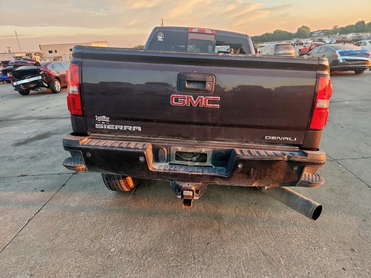 2015 GMC Sierra K2500 Denali VIN: 1GT120E87FF588451 Lot: 82369935