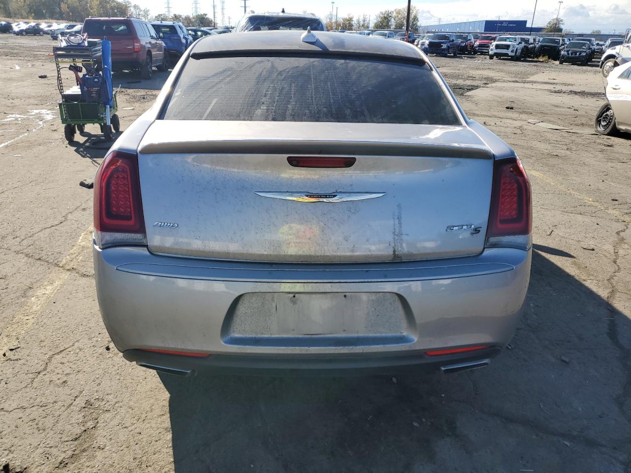 2015 Chrysler 300 S VIN: 2C3CCAGG6FH810822 Lot: 82686835
