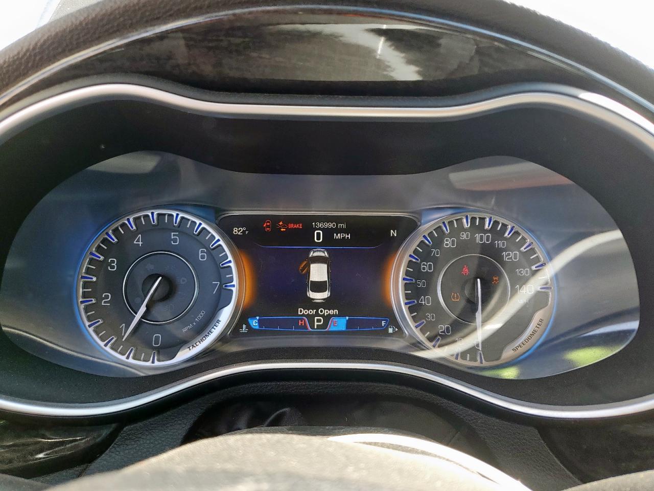 2015 Chrysler 200 C VIN: 1C3CCCEG3FN541099 Lot: 85905435