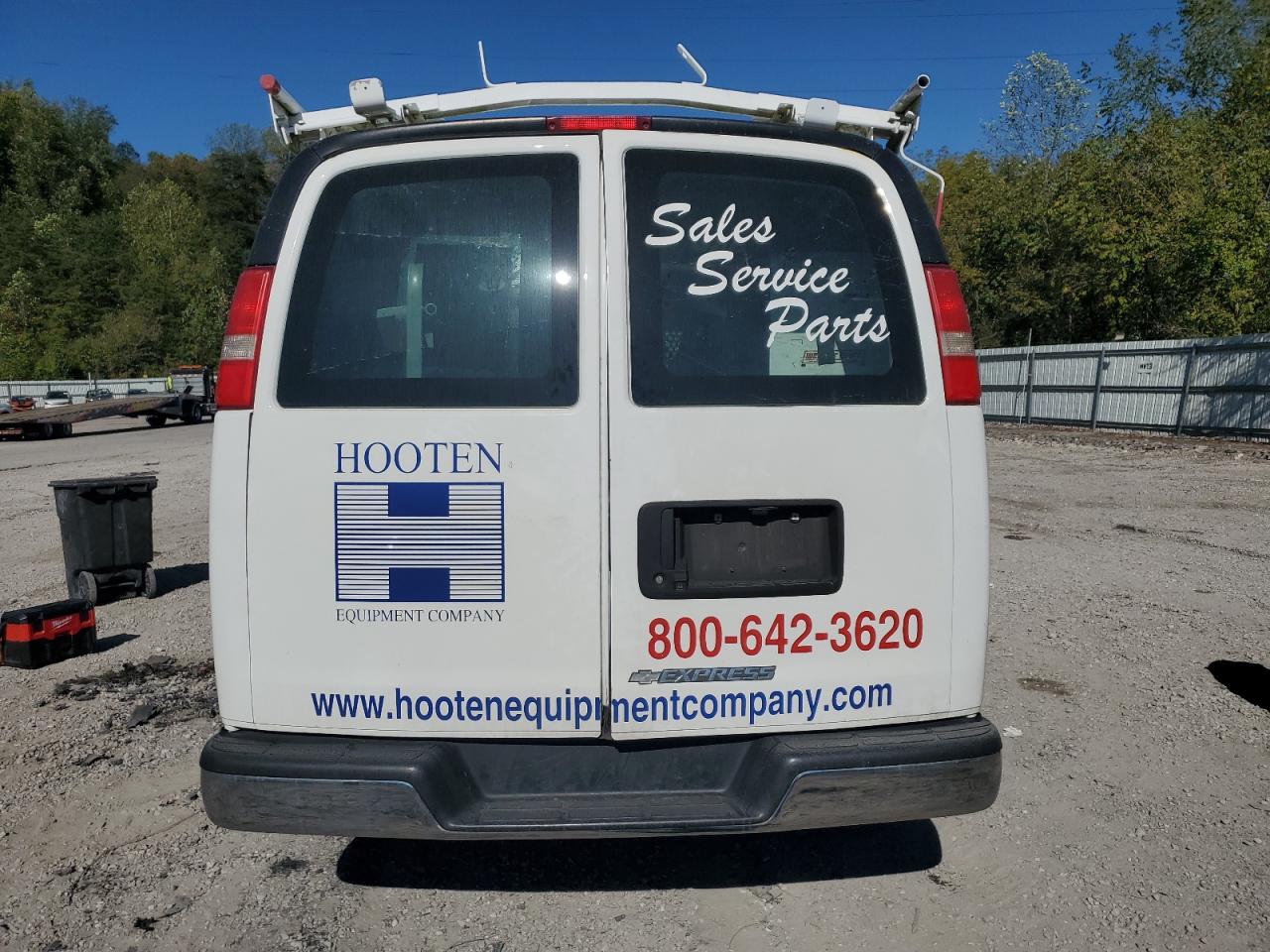 2018 Chevrolet Express G2500 VIN: 1GCWGAFG1J1903897 Lot: 84600775