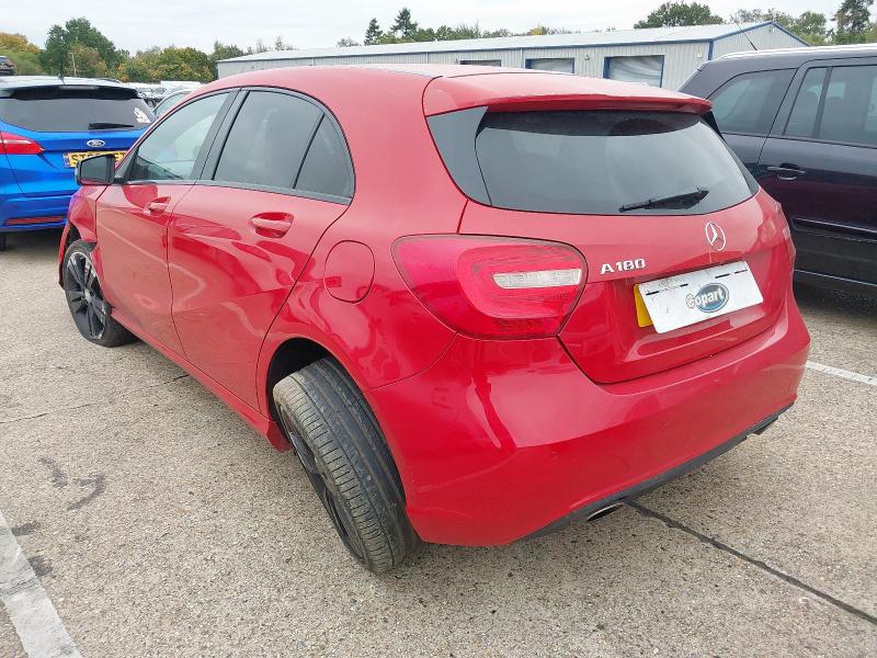 2014 MERCEDES-BENZ A180 BLUEEFFICIENCY SPORT 