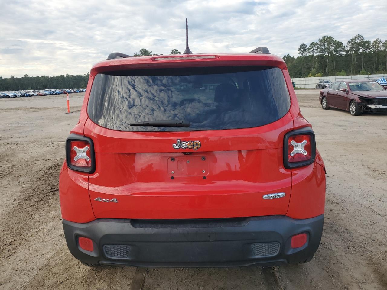 2015 Jeep Renegade Latitude VIN: ZACCJBBT1FPC14351 Lot: 84469055