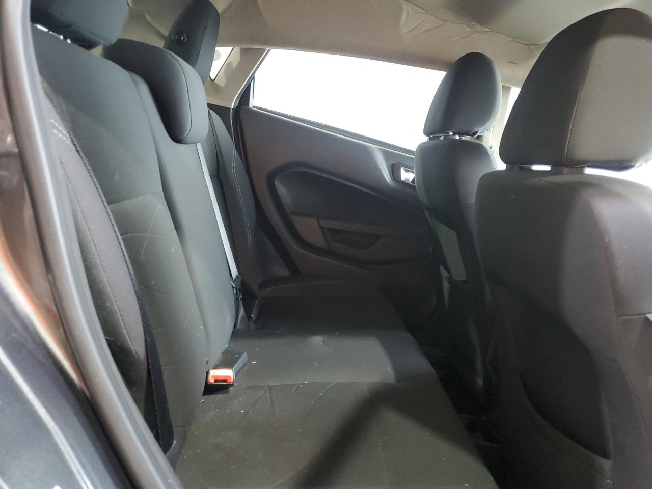 2015 Ford Fiesta Se VIN: 3FADP4EJXFM118509 Lot: 85550575