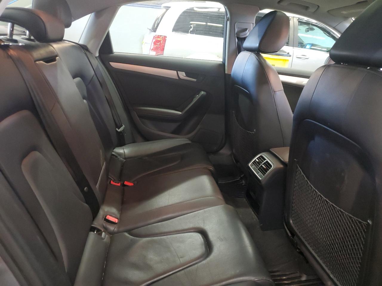 2015 Audi A4 Premium VIN: WAUBFAFL8FN010959 Lot: 89493835