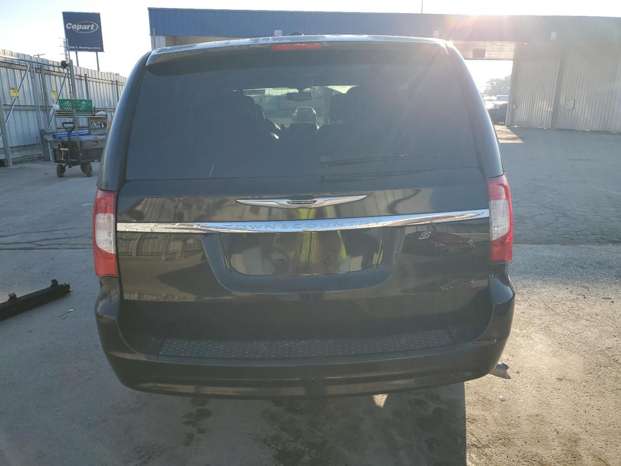 2016 Chrysler Town & Country S VIN: 2C4RC1HGXGR121771 Lot: 90896165