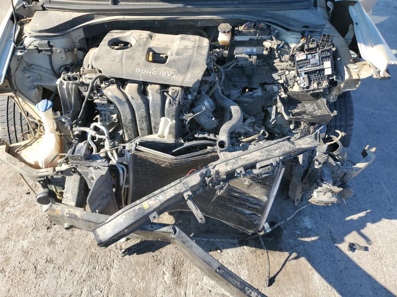 2017 Hyundai Elantra Se VIN: KMHD84LF8HU210170 Lot: 86508365