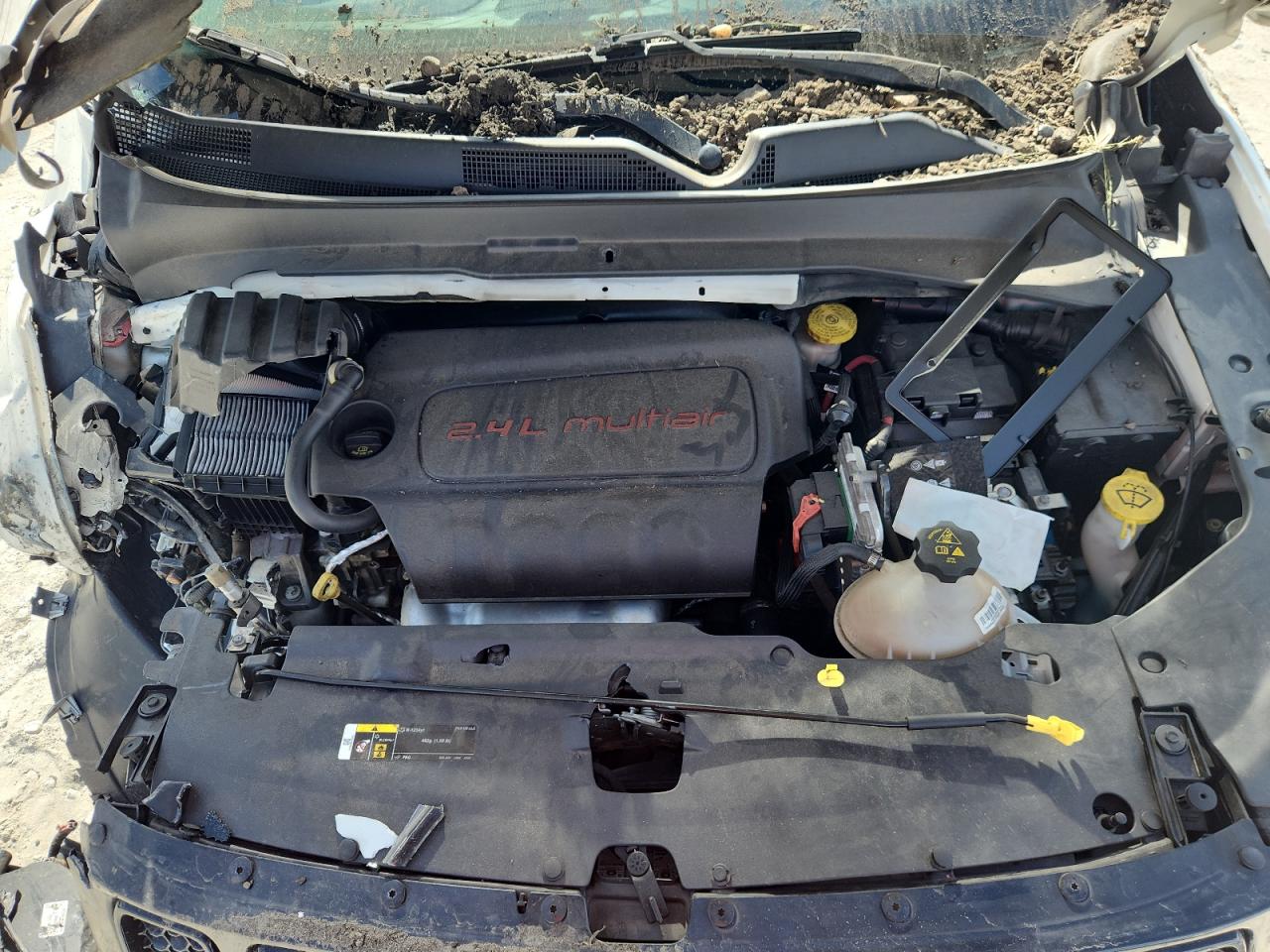 2018 Jeep Compass Latitude VIN: 3C4NJCBB9JT327164 Lot: 85785555