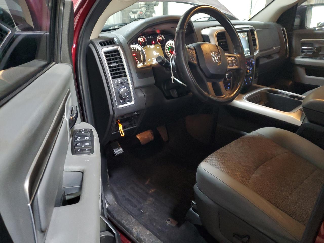 2018 Ram 1500 Slt VIN: 1C6RR7TT2JS237825 Lot: 84774785