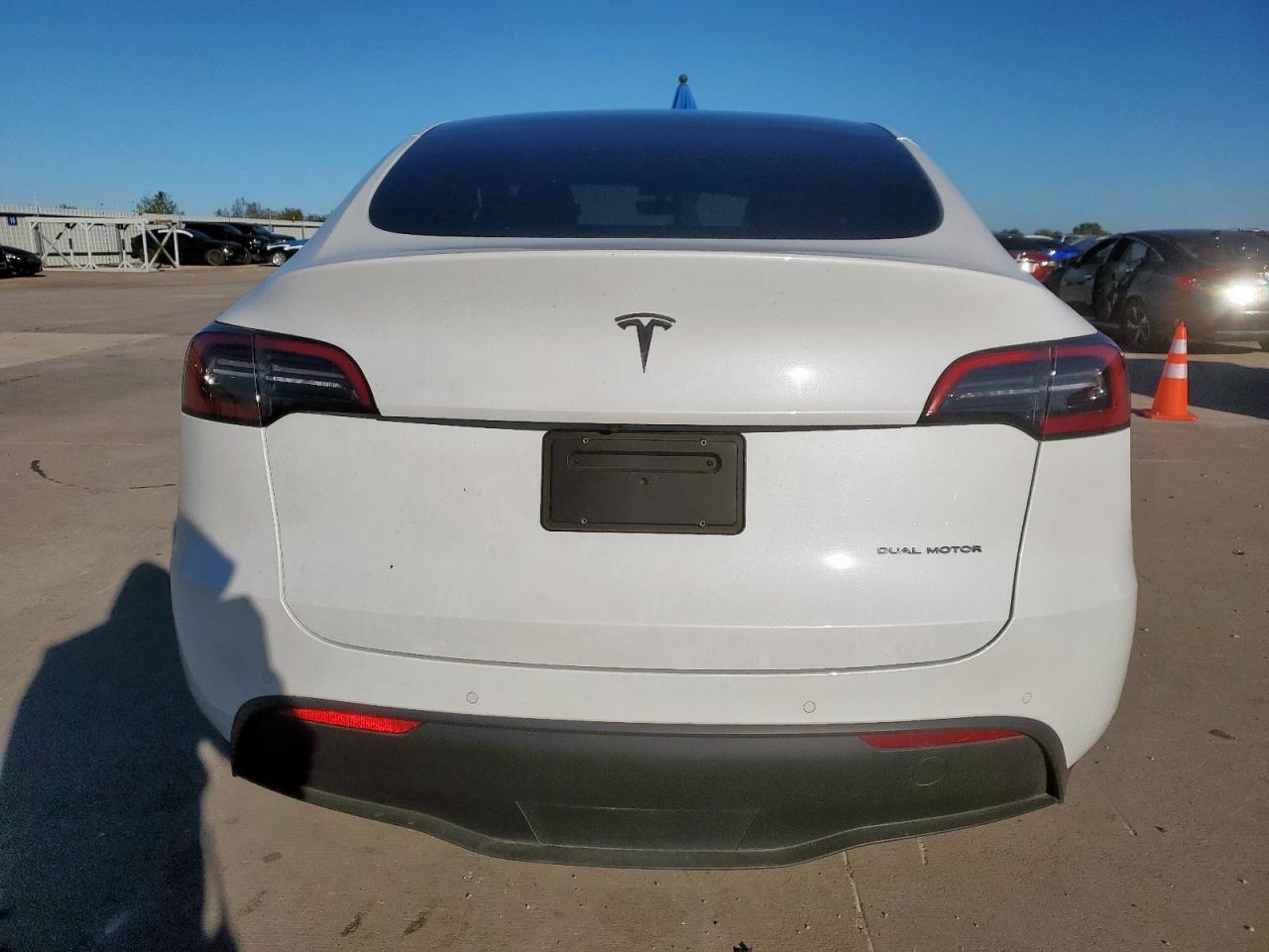 2021 Tesla Model Y VIN: 5YJYGDEE2MF274477 Lot: 90640995