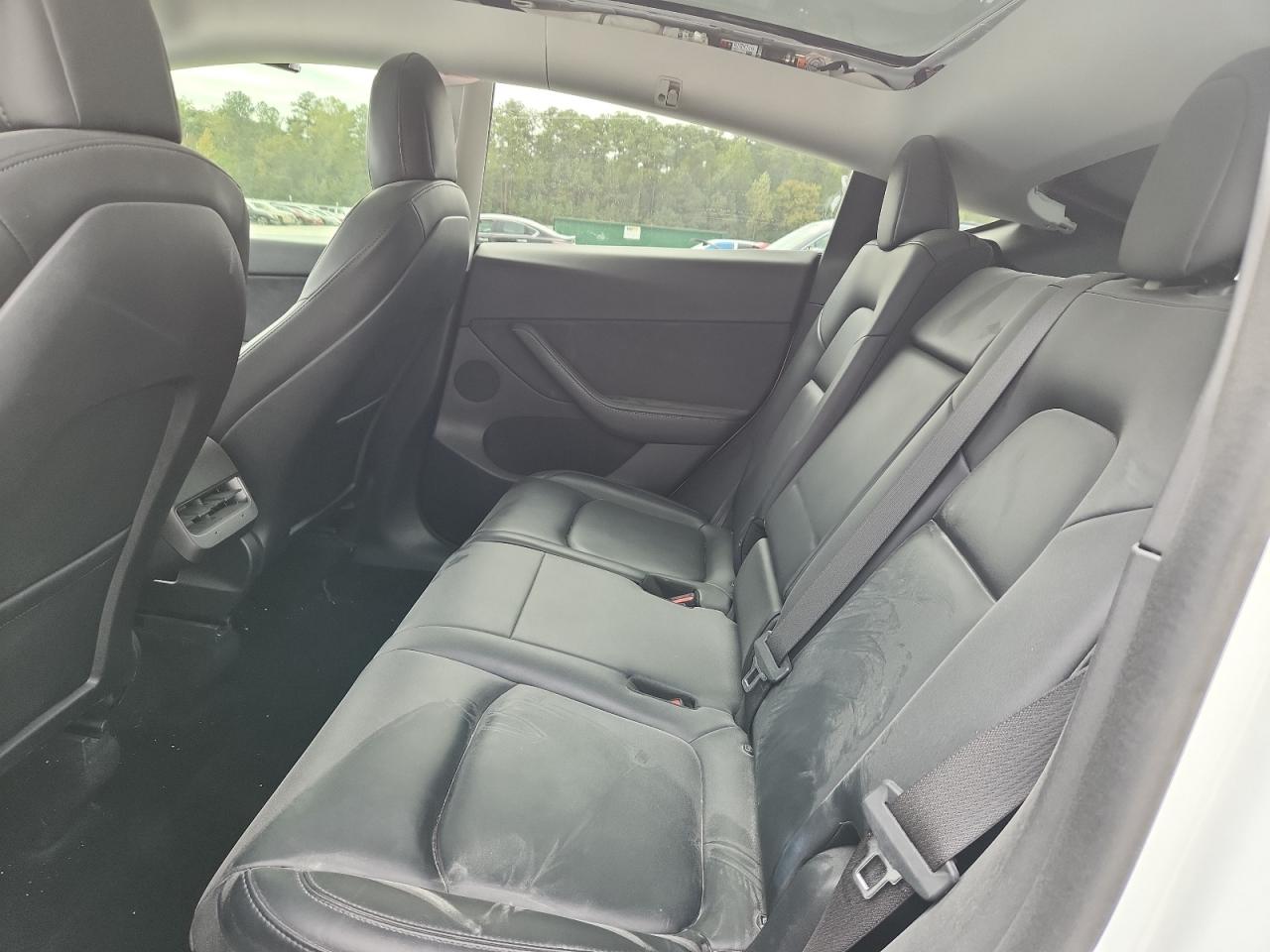 2021 Tesla Model Y VIN: 5YJYGAEE0MF299067 Lot: 85843355