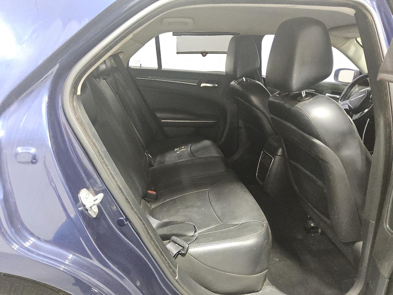 2015 Chrysler 300 Limited VIN: 2C3CCAAG8FH743696 Lot: 84967885