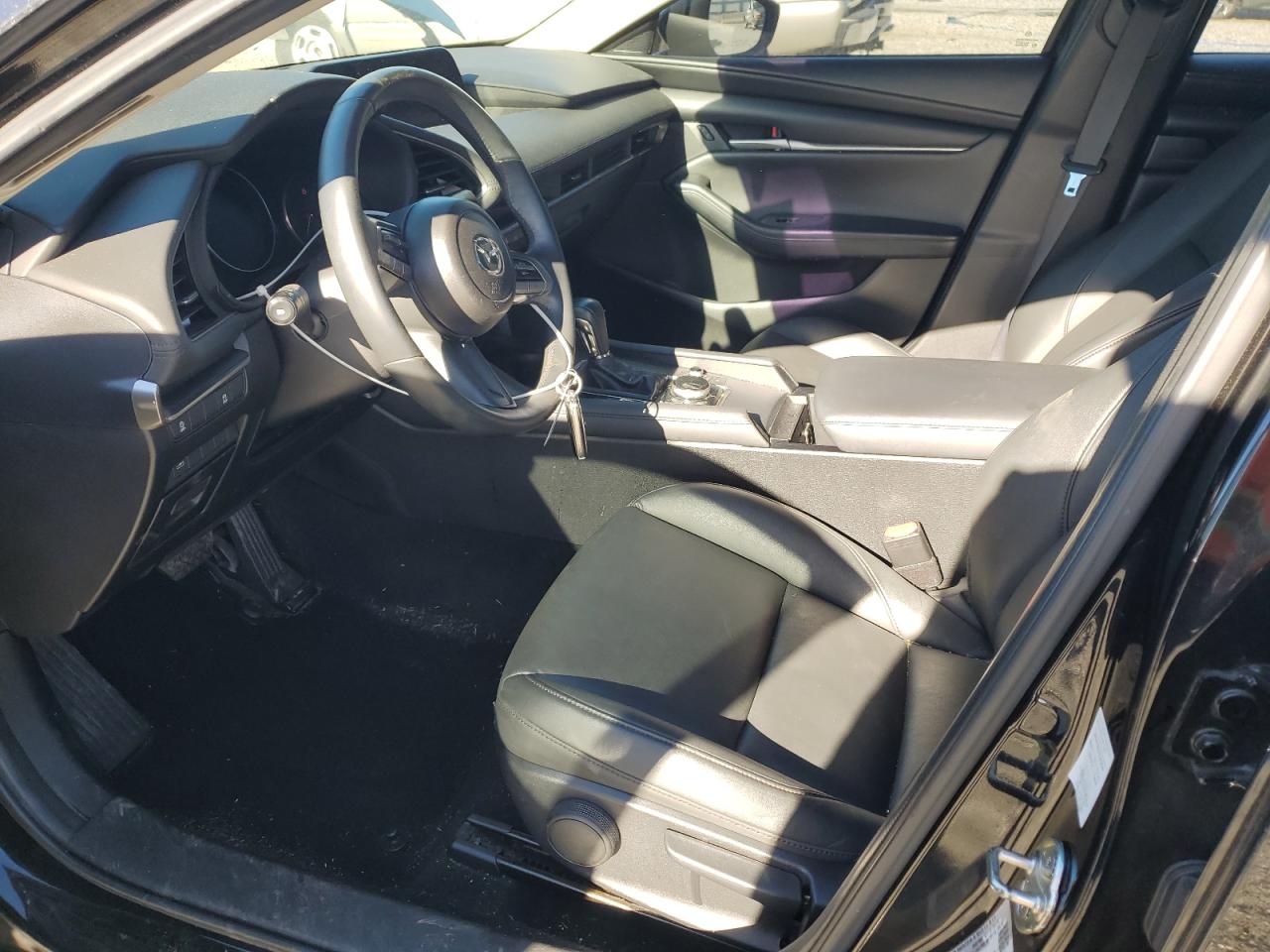 2021 Mazda 3 Select VIN: 3MZBPBBLXMM253060 Lot: 84417035