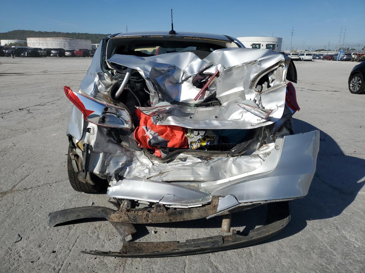 2015 Ford Focus Se VIN: 1FADP3F23FL343079 Lot: 90895415