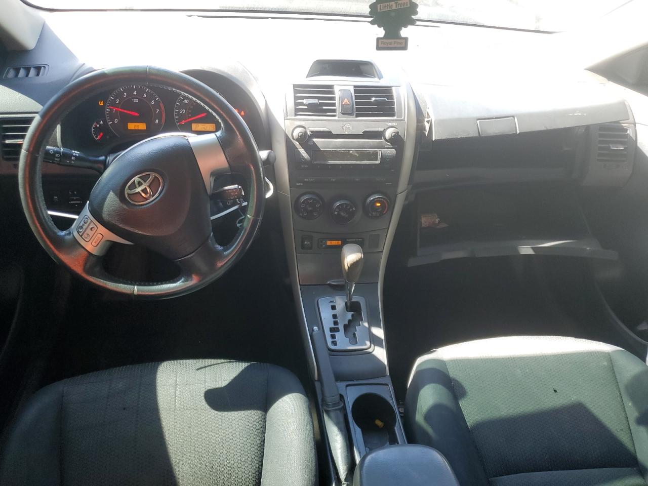 2010 Toyota Corolla Base VIN: 2T1BU4EE8AC506725 Lot: 86877325