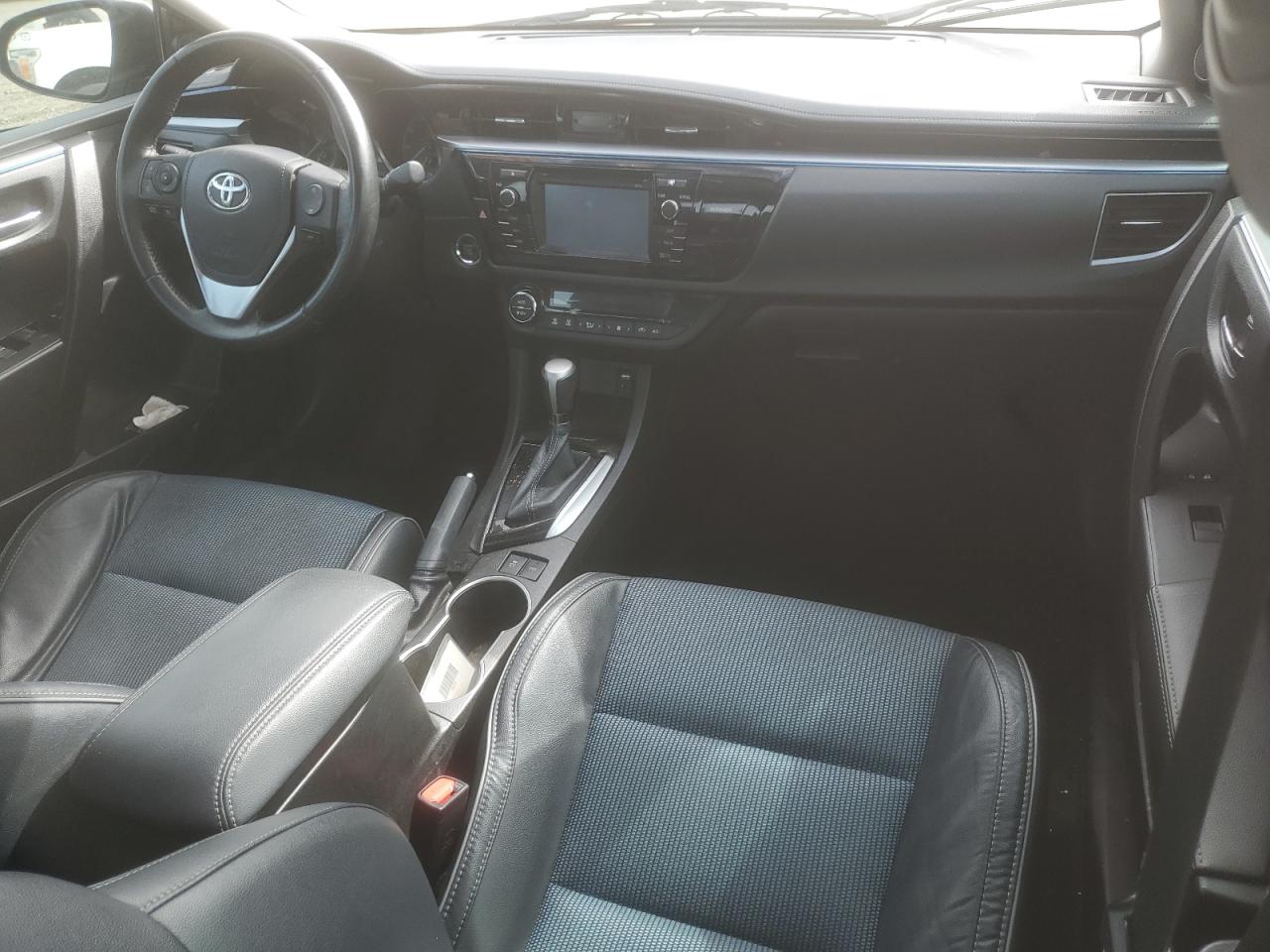 2015 Toyota Corolla L VIN: 215230 Lot: 86704915