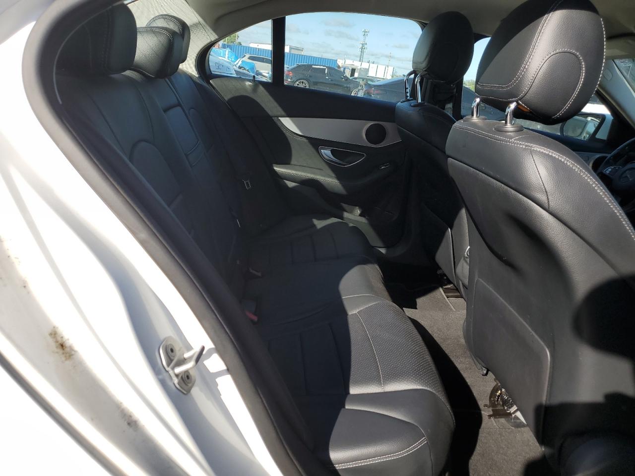 2016 Mercedes-Benz C 300 VIN: 55SWF4JB7GU108710 Lot: 90470175