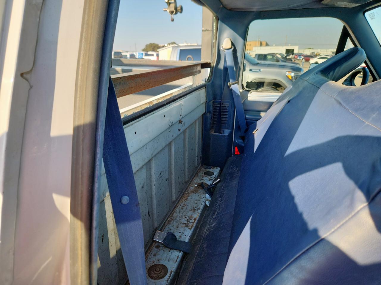 1997 Ford F-250 Hd Regular Cab VIN: 1FDHF26H1VEC51030 Lot: 86498605