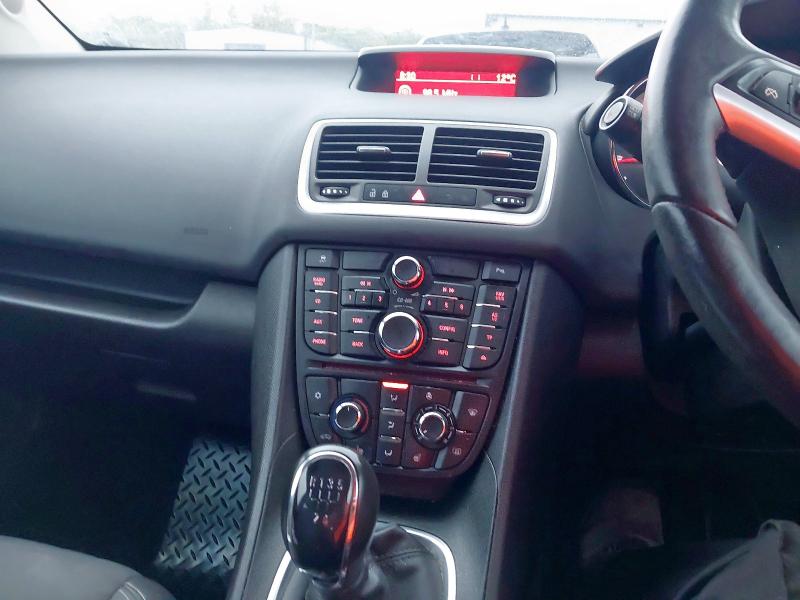 2015 VAUXHALL MERIVA TECH LINE 
