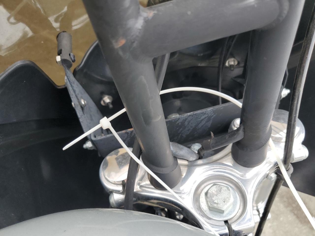 2004 Harley-Davidson Xl883 VIN: 1HD4CAM304K440750 Lot: 82279855