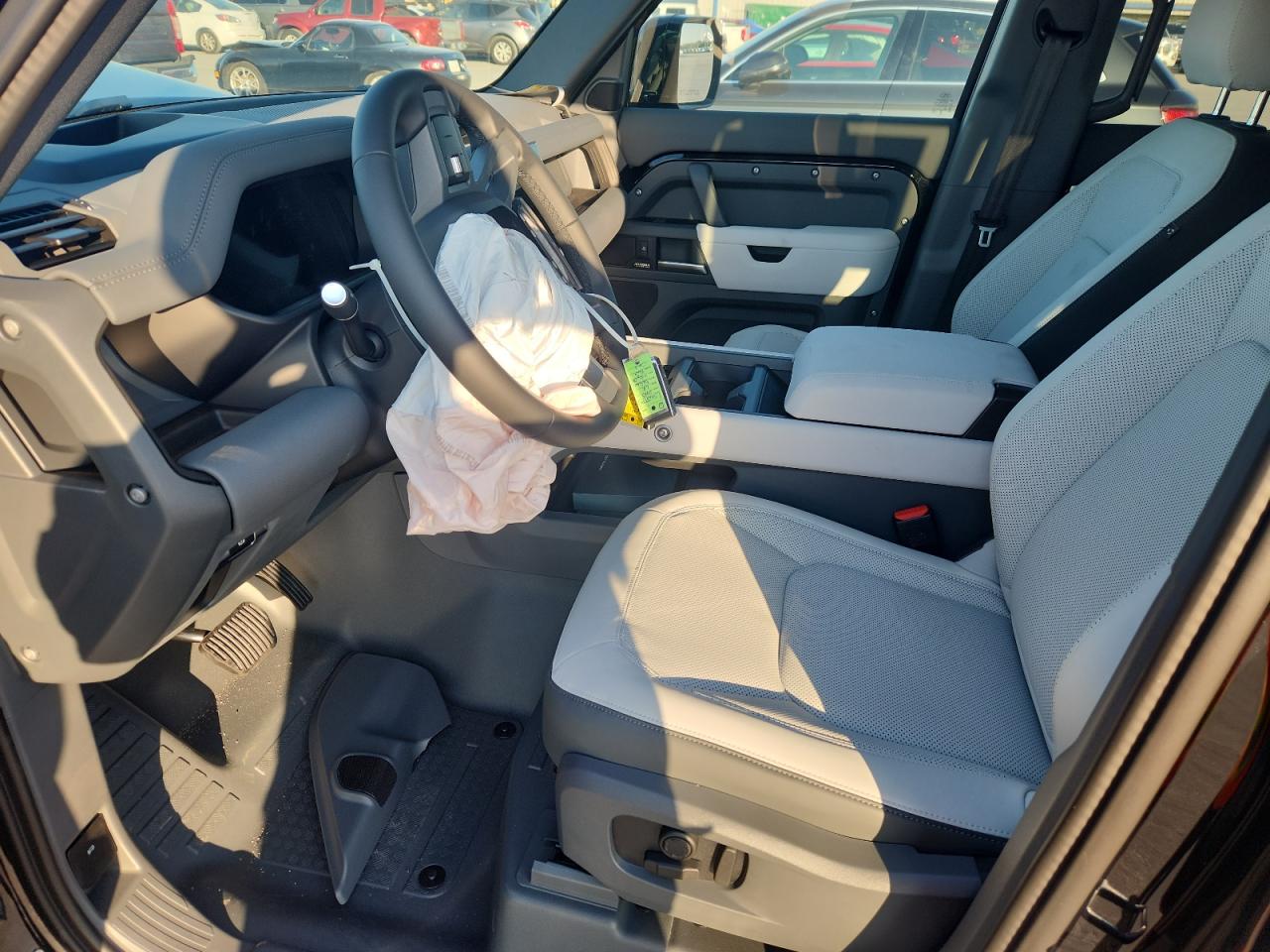 2025 Land Rover Defender 110 X-Dynamic Se VIN: SALE27EU7S2463970 Lot: 85706435