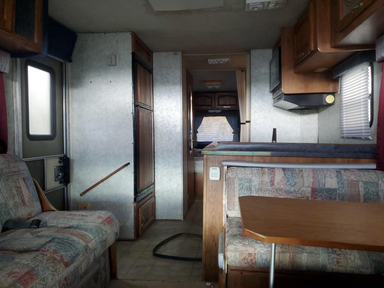 1996 Ford Econoline E350 Cutaway Van VIN: 1FDKE30G8THA95269 Lot: 87454585