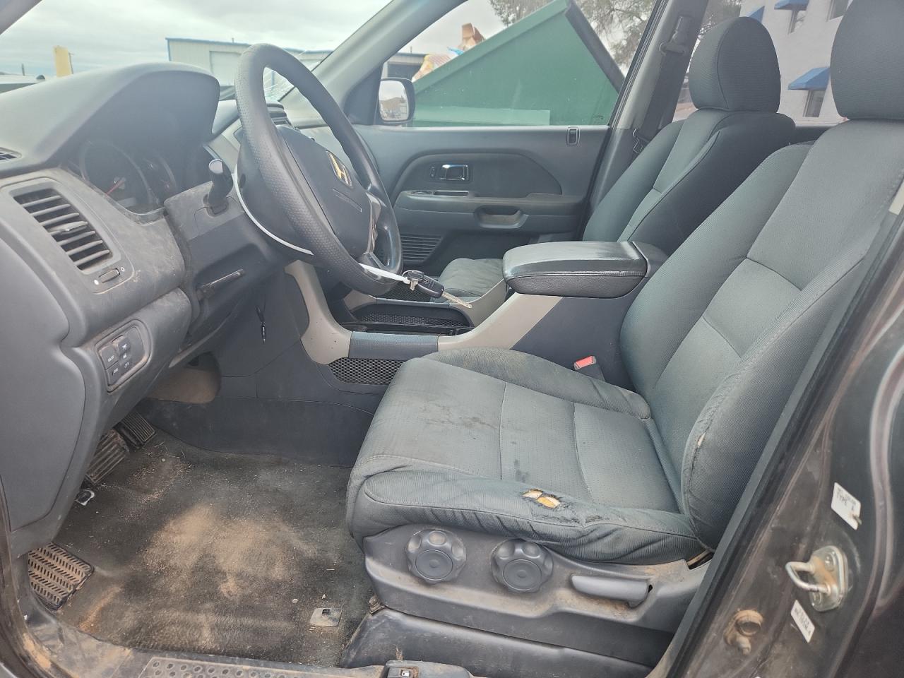 2007 Honda Pilot Lx VIN: 2HKYF18137H526706 Lot: 82437875