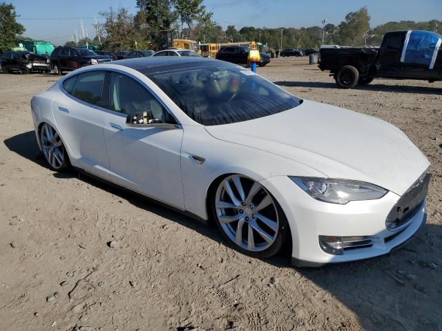 Hatchbacks TESLA MODEL S 2013 Biały