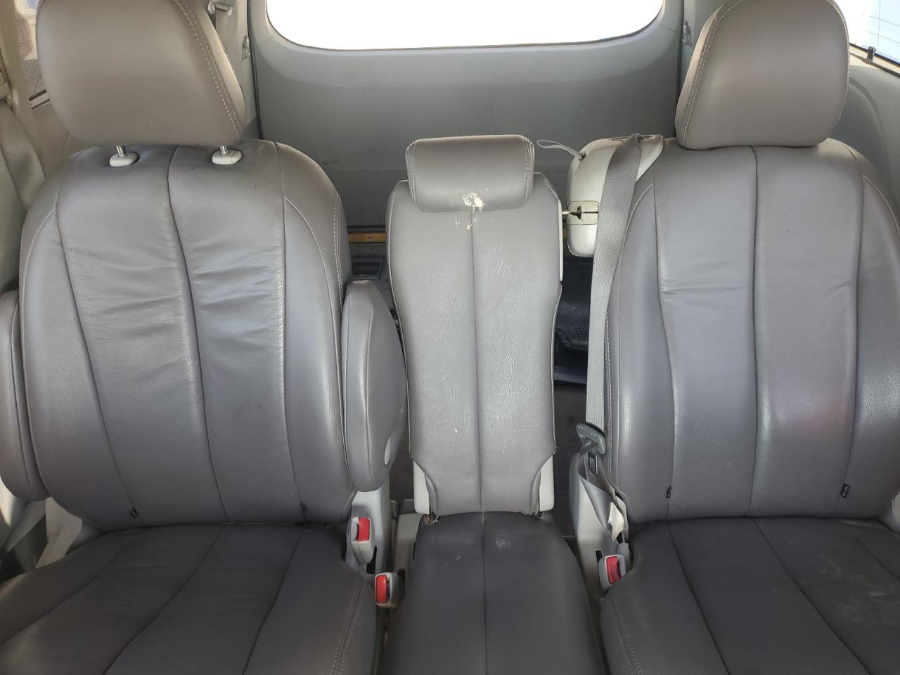 2012 Toyota Sienna Le VIN: 5TDKK3DC3CS190015 Lot: 81880695