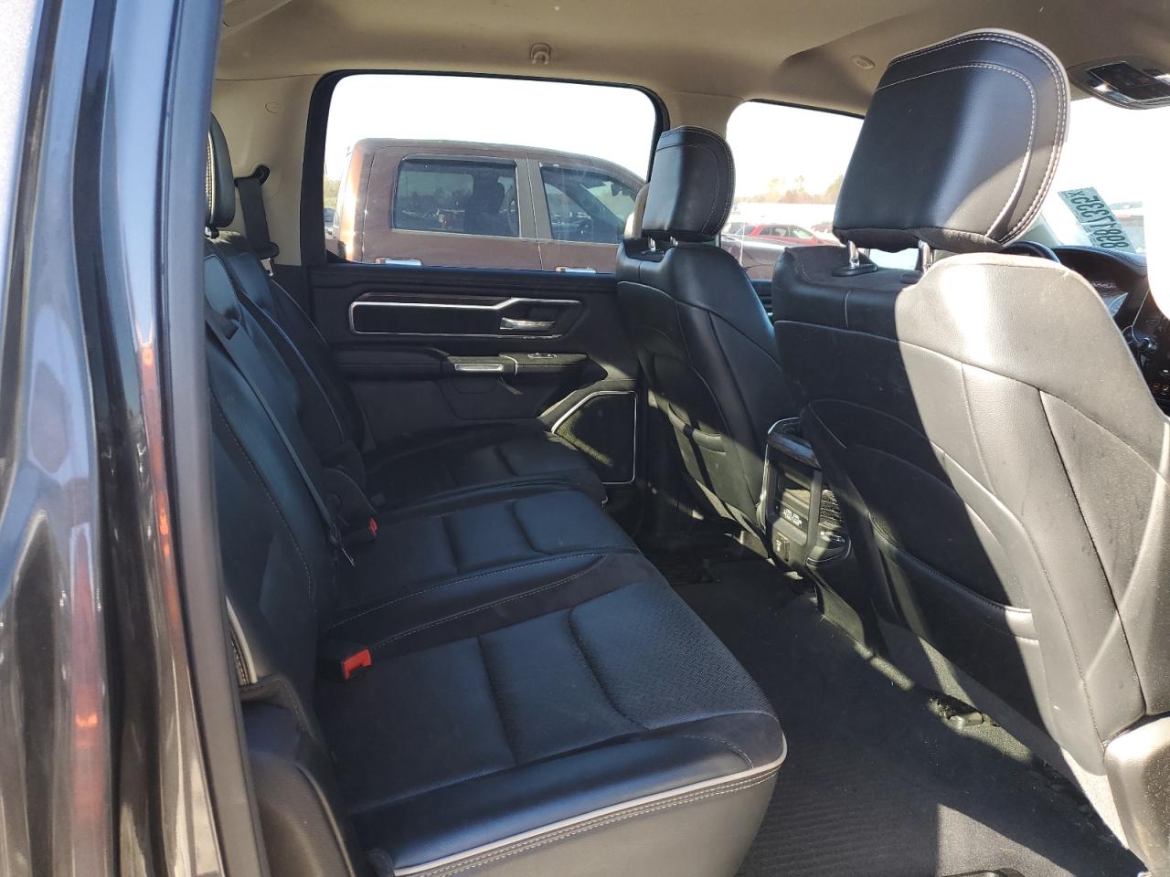 2019 Ram 1500 Laramie VIN: 1C6SRFJT5KN764806 Lot: 89817335