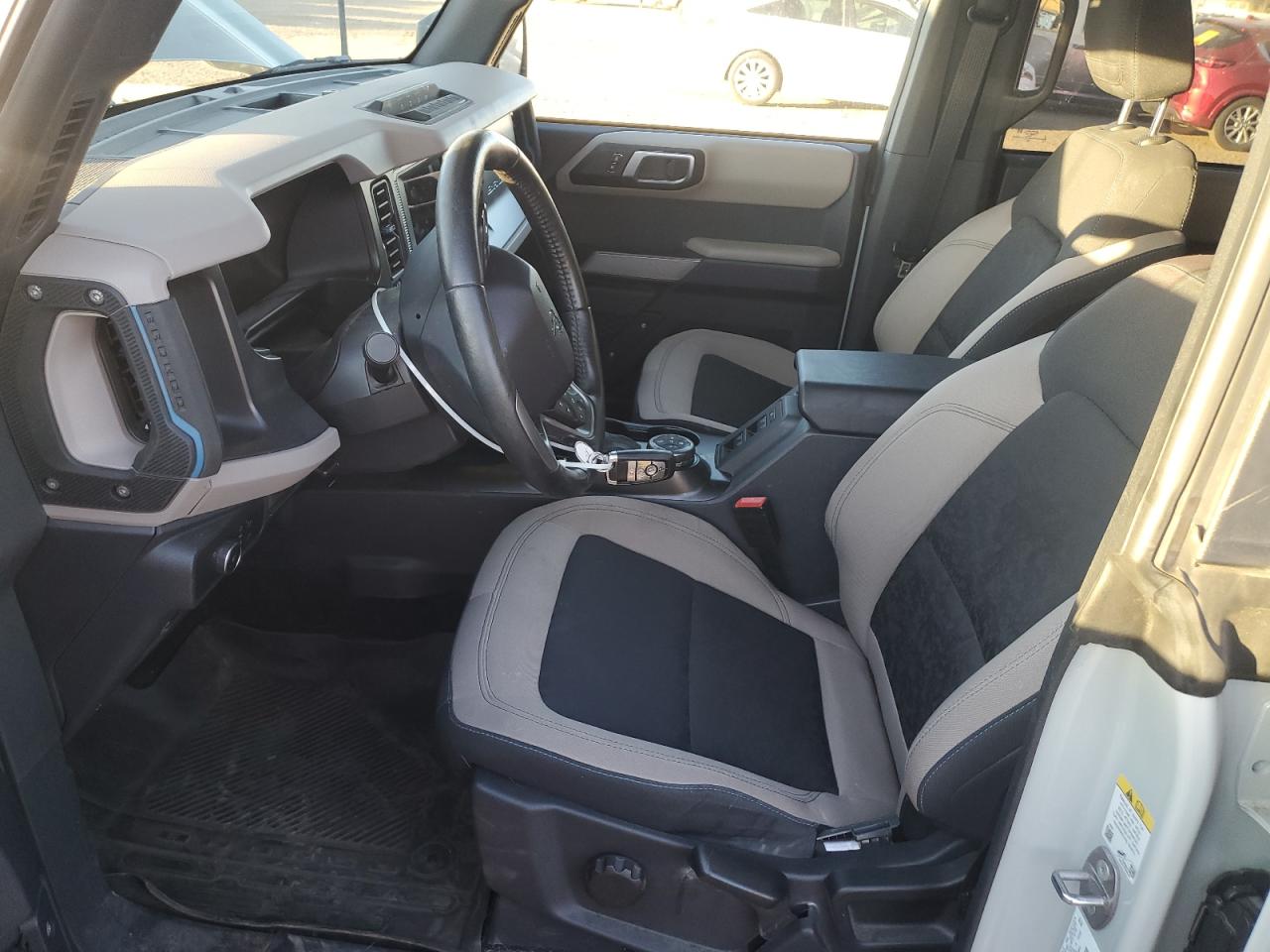 2022 Ford Bronco Base VIN: 1FMEE5DP1NLB78822 Lot: 90946595