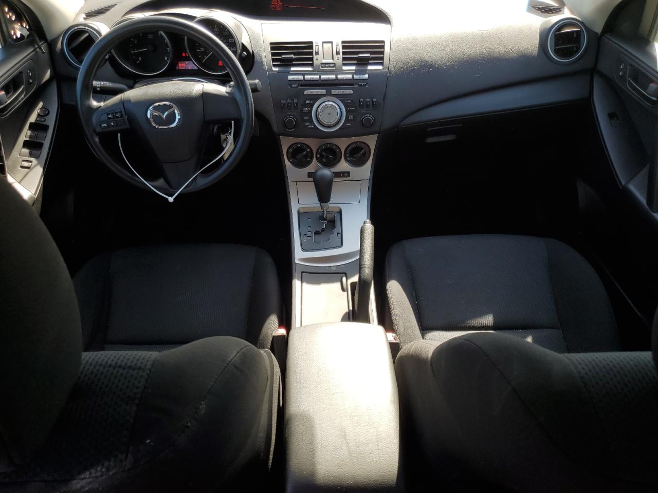 2011 Mazda 3 I VIN: JM1BL1UG6B1496738 Lot: 85177635