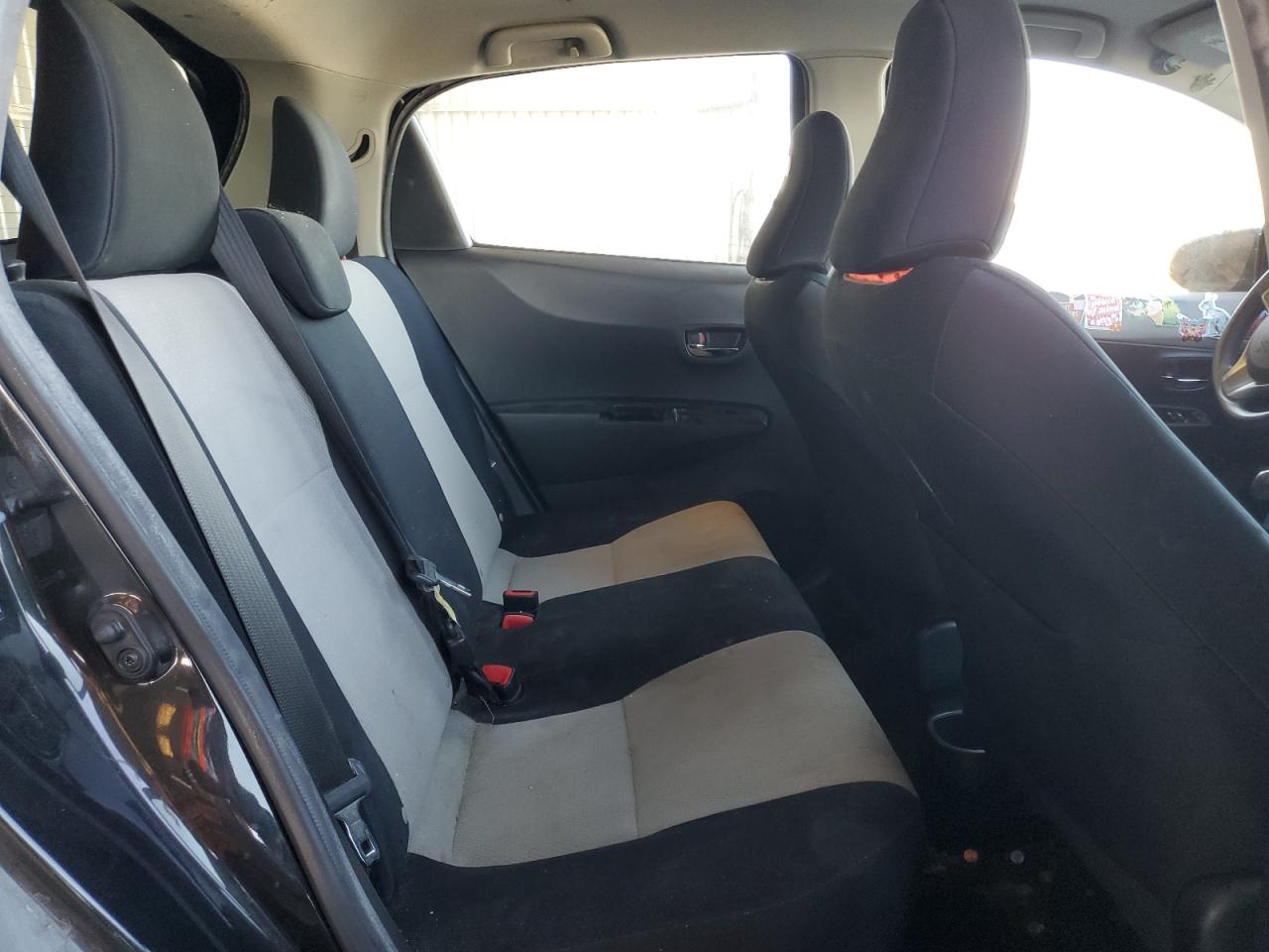 2012 Toyota Yaris VIN: JTDKTUD33CD523098 Lot: 82437205