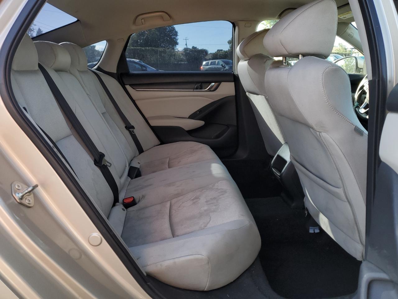 2018 Honda Accord Lx VIN: 1HGCV1F13JA250589 Lot: 82374015