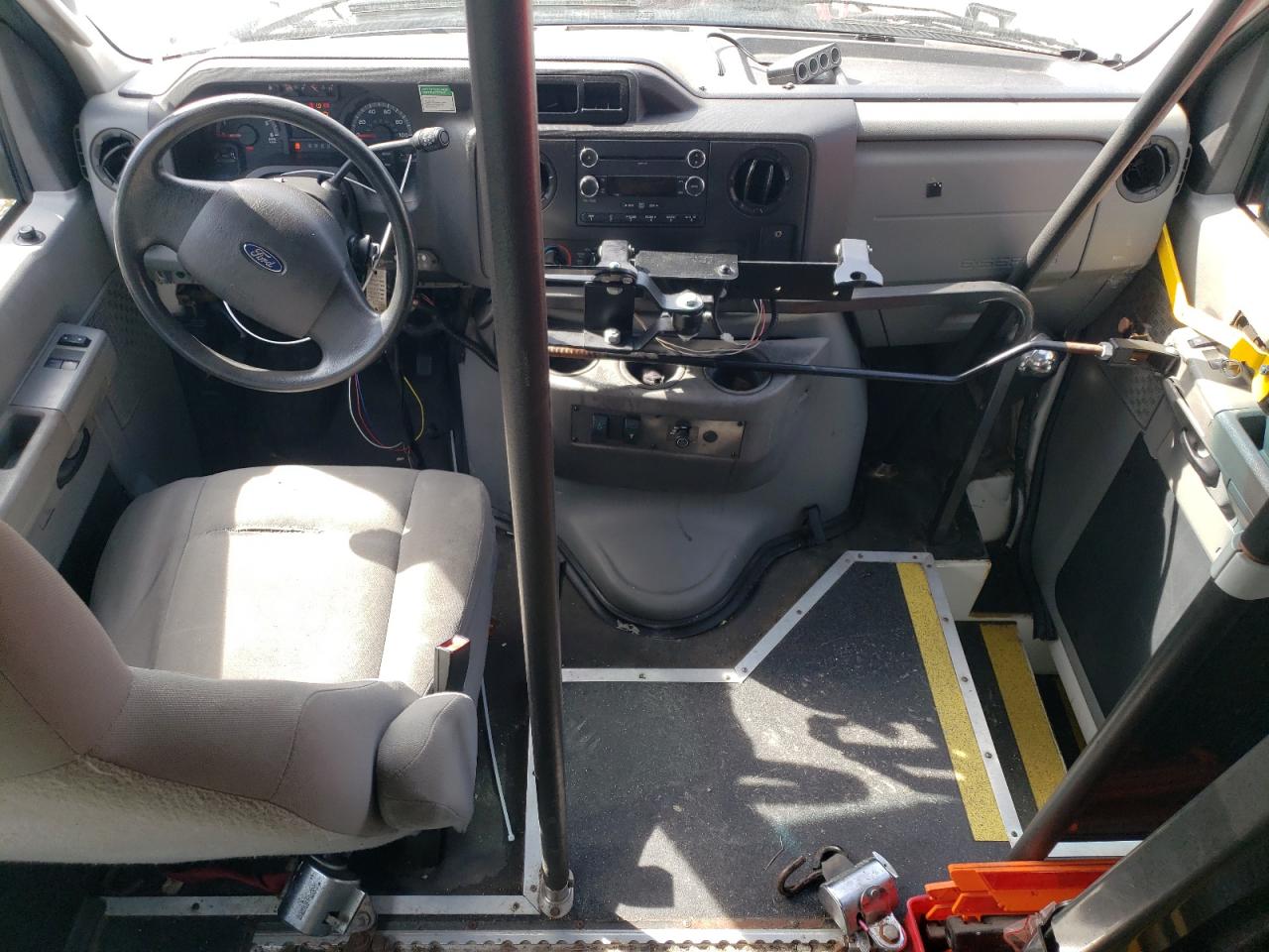 2013 Ford Econoline E350 Super Duty Van VIN: 1FTDS3EL5DDA30030 Lot: 84564615