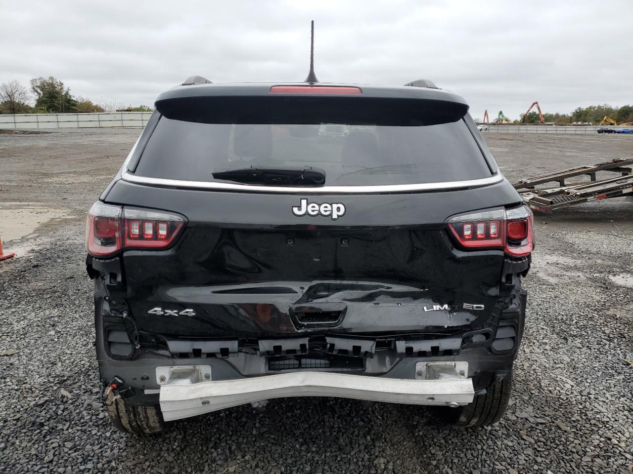 2018 Jeep Compass Limited VIN: 3C4NJDCB8JT307816 Lot: 85570995