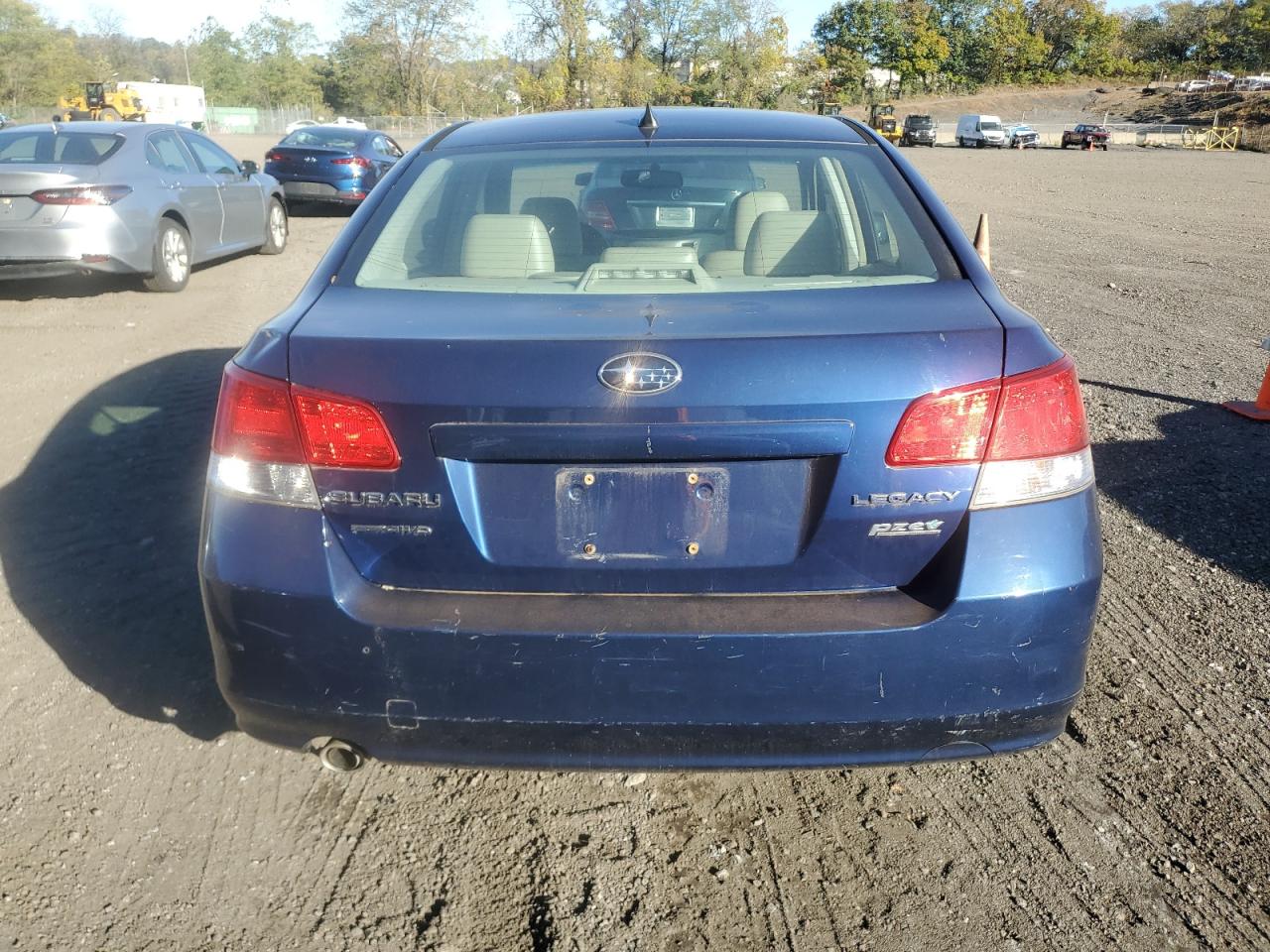 2011 Subaru Legacy 2.5I Limited VIN: 4S3BMBK62B3248374 Lot: 87015935