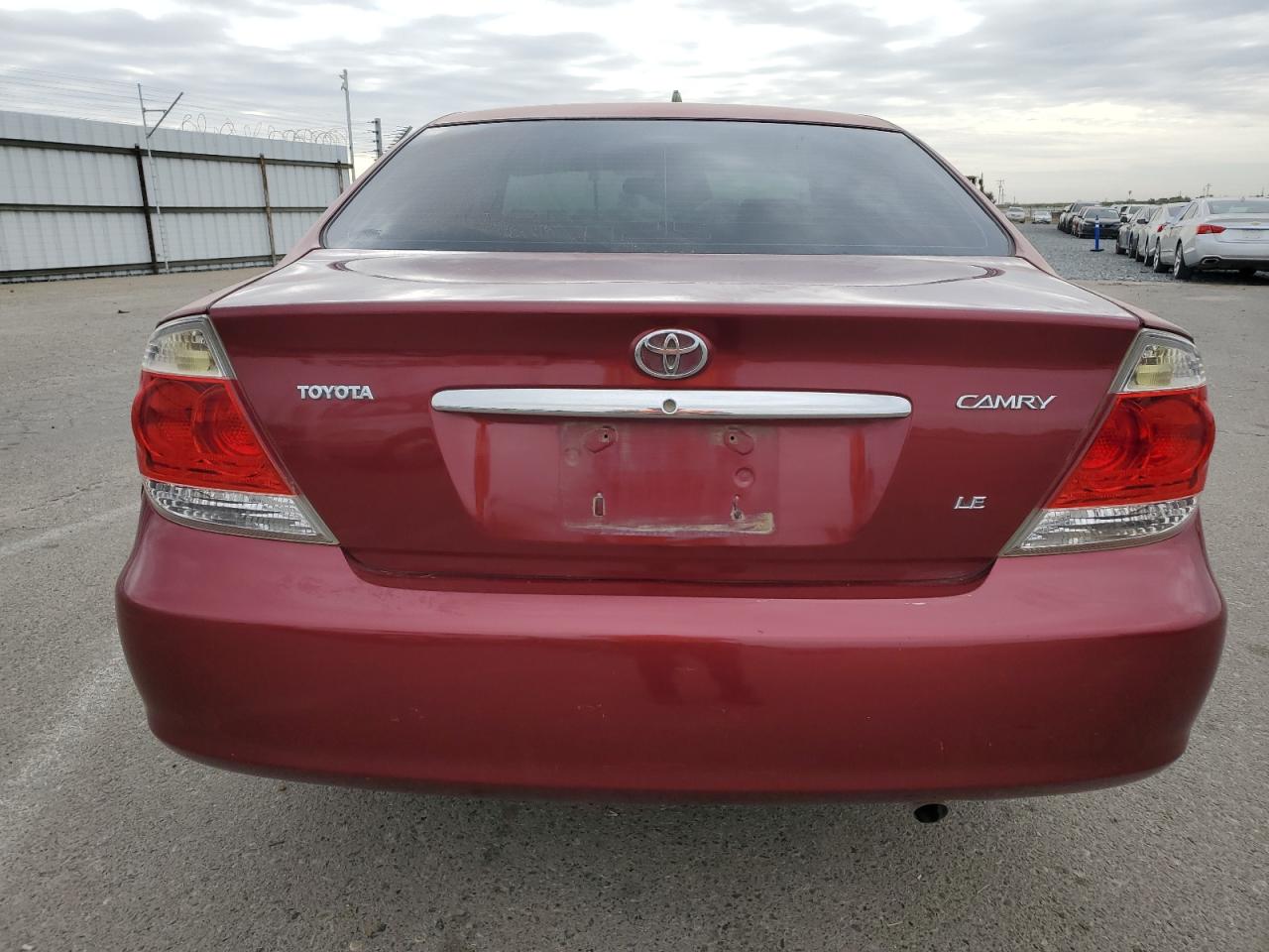 2006 Toyota Camry Le VIN: JTDBE32K963054723 Lot: 86329535