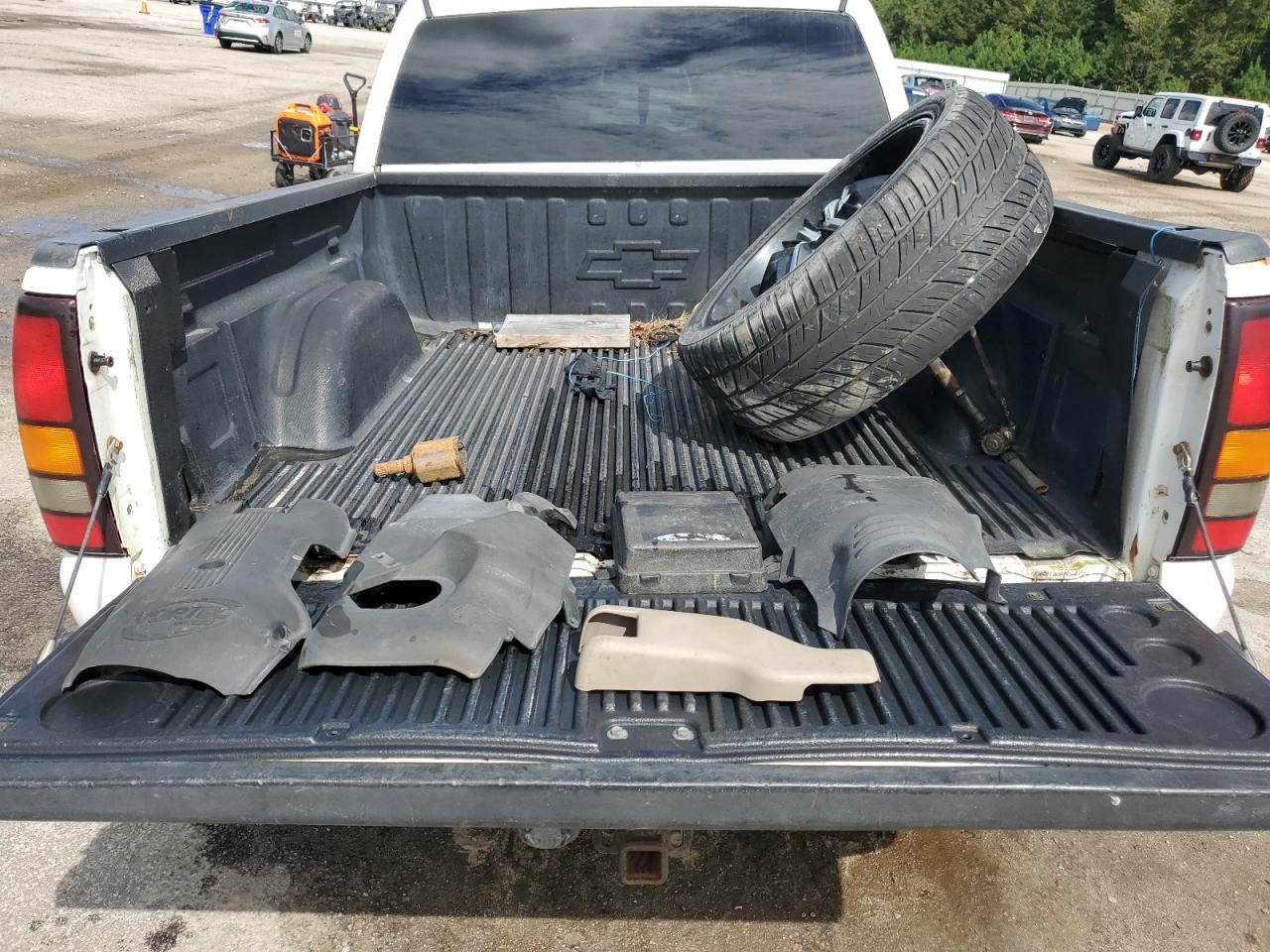 2005 GMC Sierra K1500 Denali VIN: 2GTEK63N451377761 Lot: 84632325