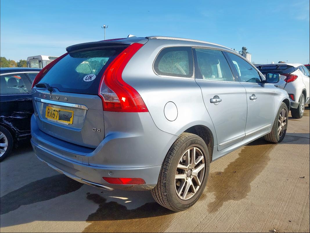 2017 VOLVO XC60 D4 [190] SE LUX NAV 5DR GEARTRONIC