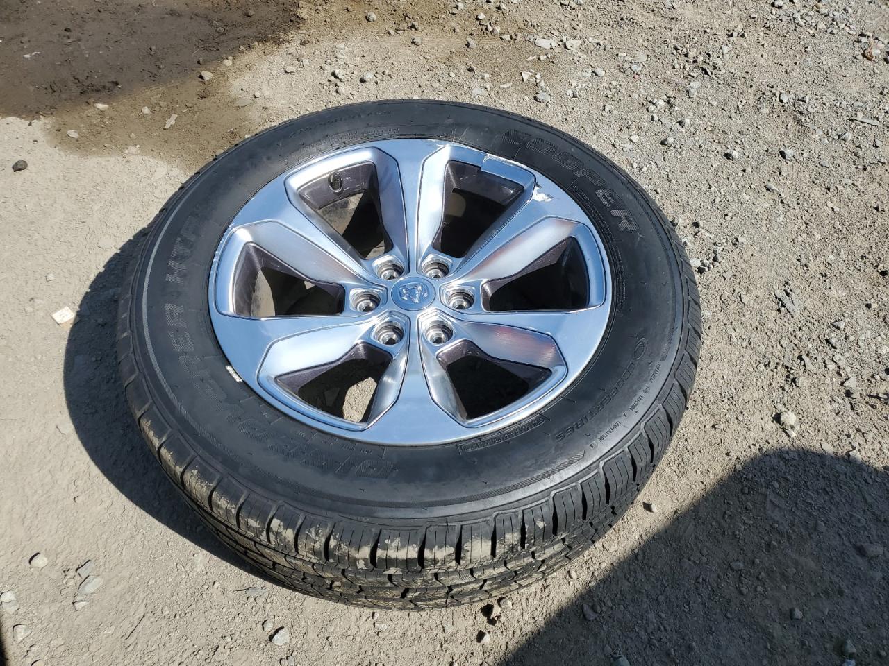 2019 Ram 1500 Big Horn/Lone Star VIN: 1C6RREFT2KN770290 Lot: 85201025