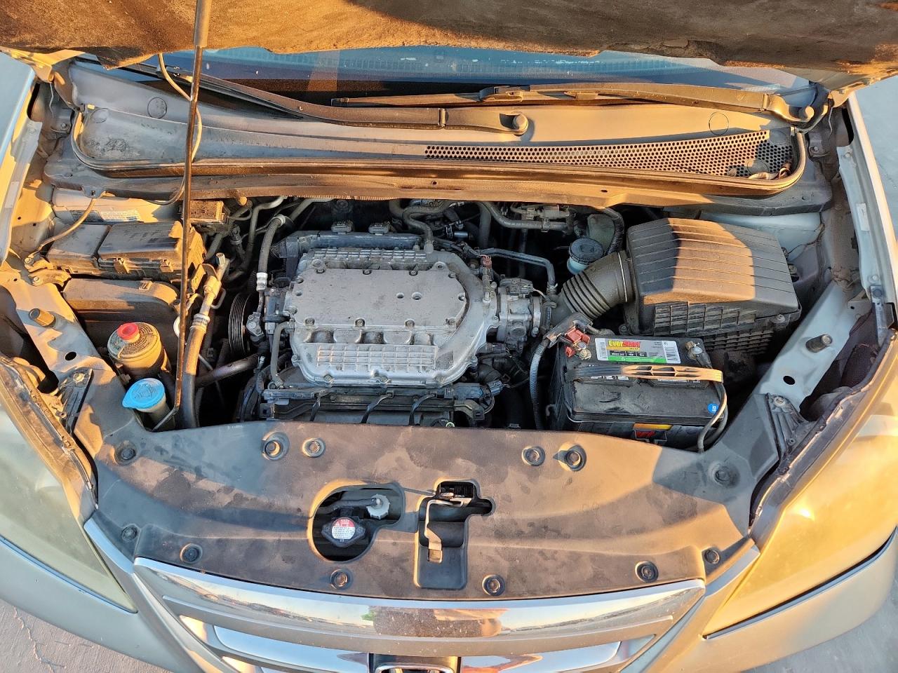 2005 Honda Odyssey Touring VIN: 5FNRL38835B132849 Lot: 86166625